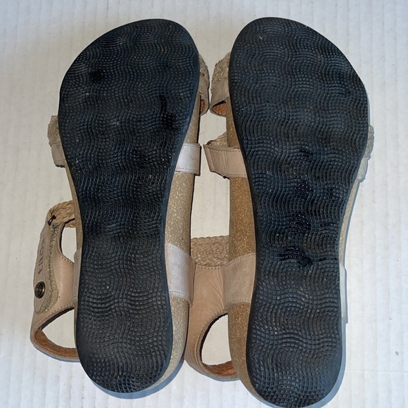 Taos Trulie Asymmetric Woven Sandals In Stone - Picture 12 of 12